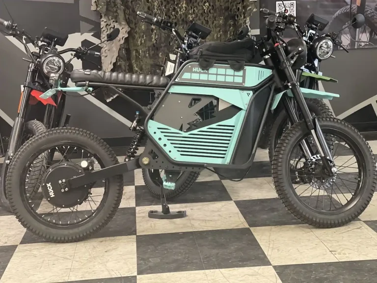 Huck Cycles begins US production of Stinger electric motorbikes